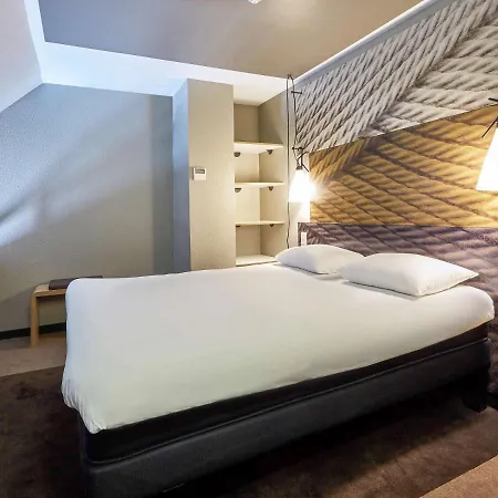 Ibis Centre 3*